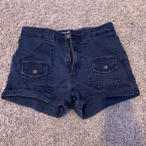 Abercrombie & Fitch 
dark blue wash
high waisted shorts
6,28, M